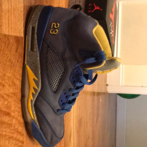 Jordan 5 jsp laney - Picture 3 of 4